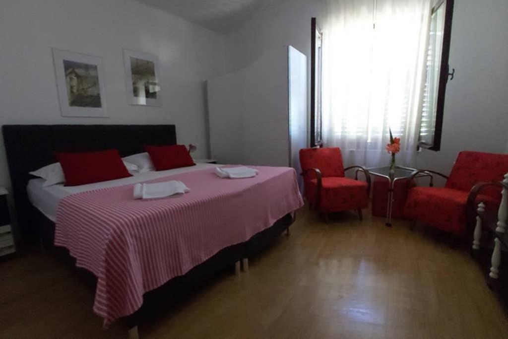 Apartment Brandel * Croatia * Brac * Selca * Puntinak المظهر الخارجي الصورة